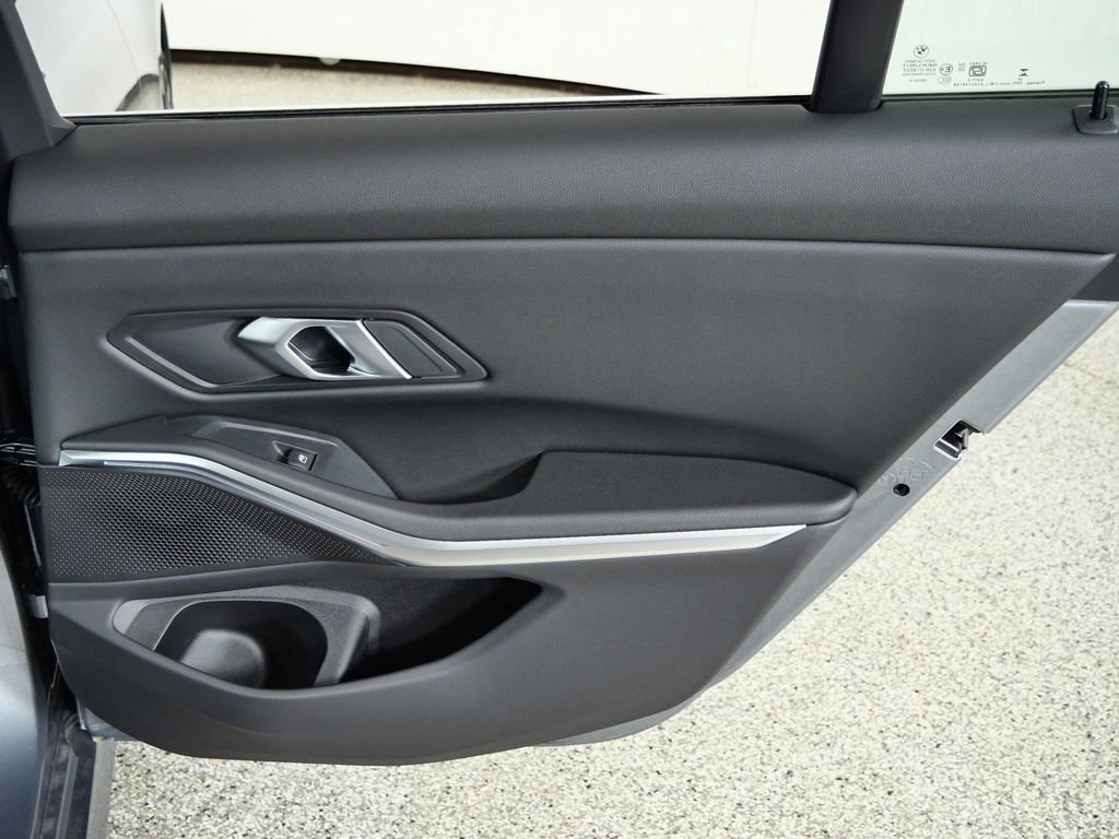 2026 BMW 3 Series 330i - Photo 24