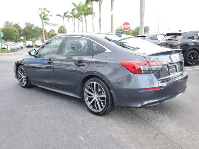 2024 Honda Civic Touring - Photo 4