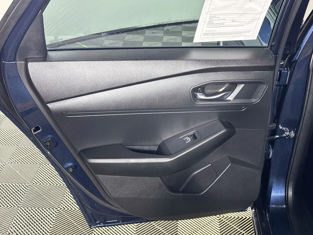 Used 2024 Canyon River Blue Metallic Honda EX image 19