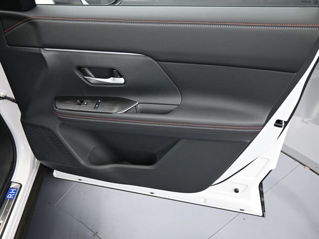 2025 Nissan Kicks SR AWD - Photo 11