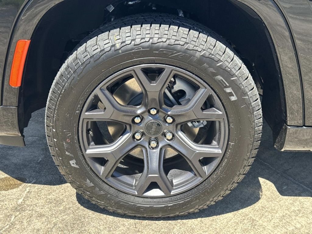 New 2026 High Gloss Black Jeep Upland image 9
