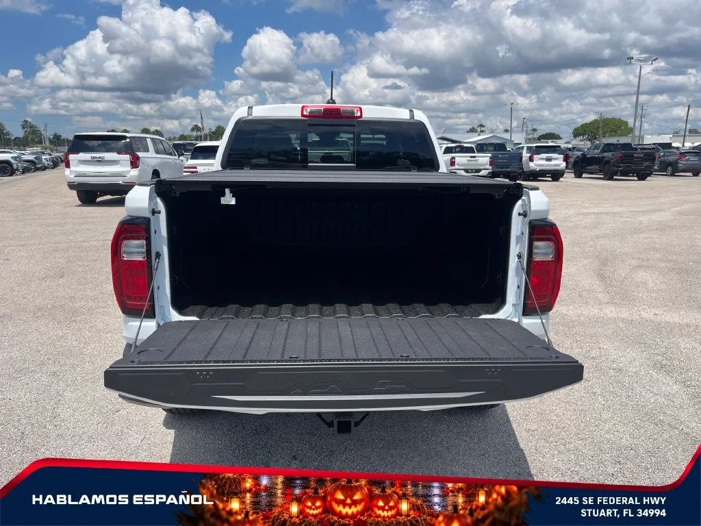 New 2026 Summit White GMC Elevation image 10