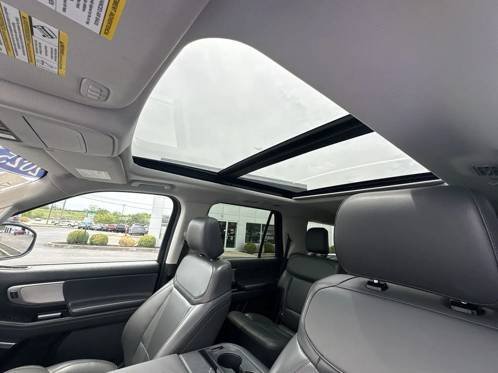 Used 2025 White Ford Active image 16