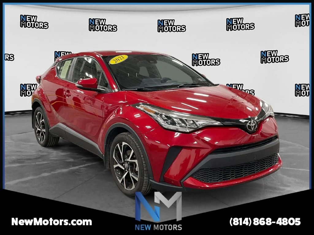 Used 2021 Red Toyota XLE image 7