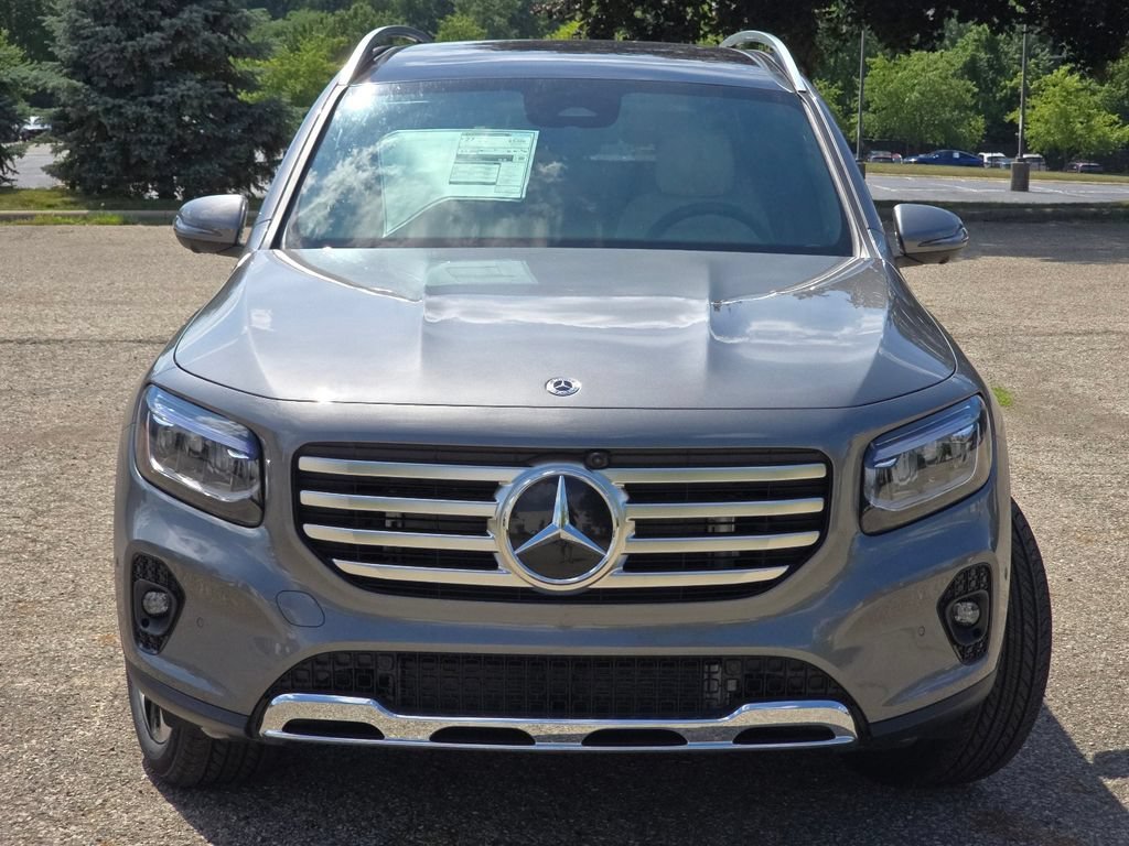 New 2026 Mountain Grey Metallic Mercedes-Benz GLB 250 image 49