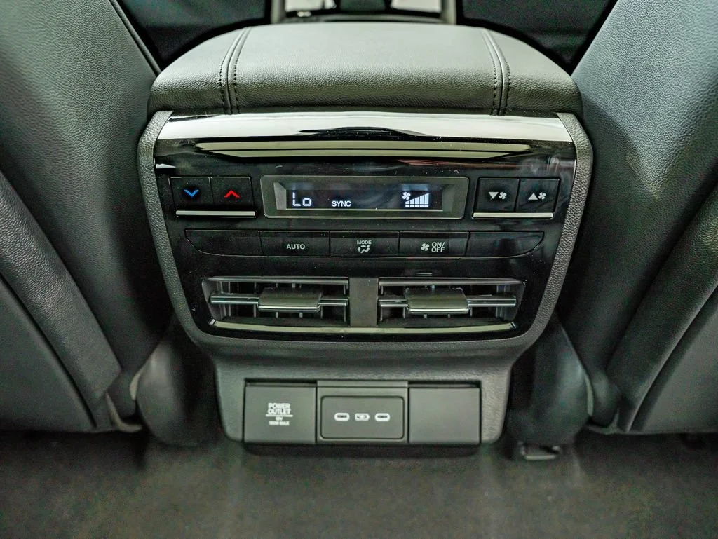 New 2026 Majestic Black Pearl Acura SH-AWD image 38