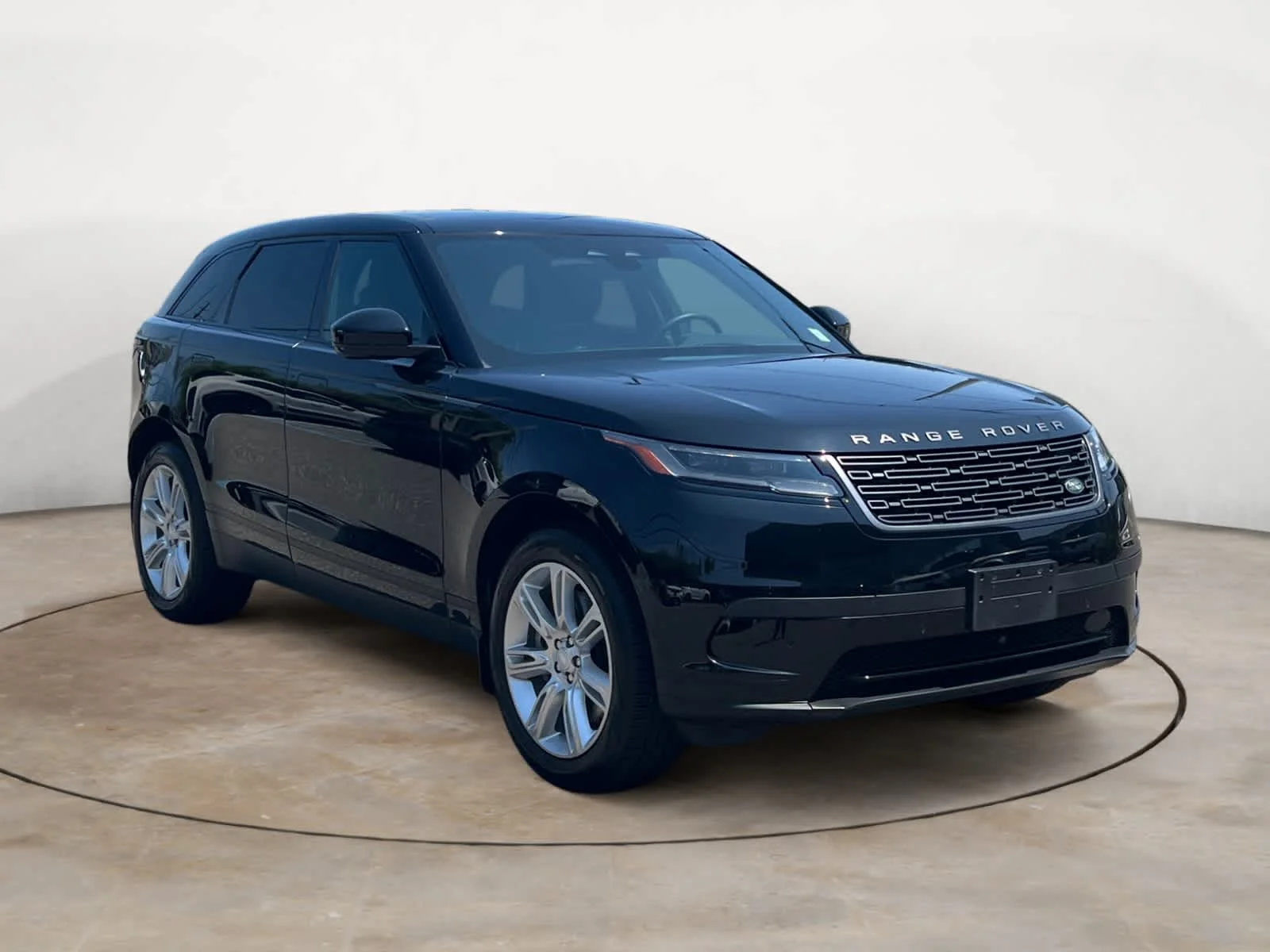 Certified Used 2026 Santorini Black Metallic Land Rover S image 7