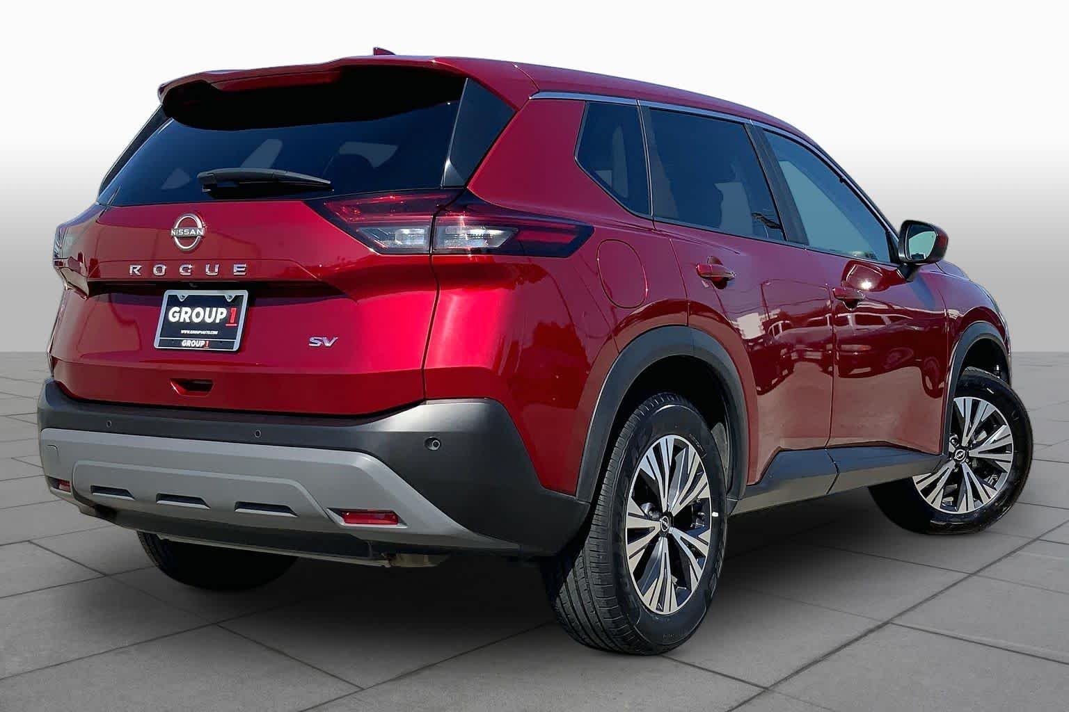 Used 2023 Scarlet Ember Tintcoat Nissan SV image 13