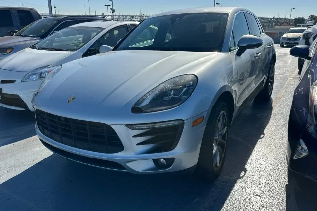 Used 2018 Silver Porsche S image 1