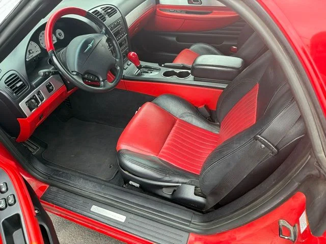Used 2004 Torch Red Ford Base image 2