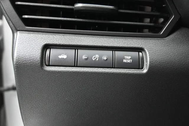2024 Nissan Altima SV - Photo 15