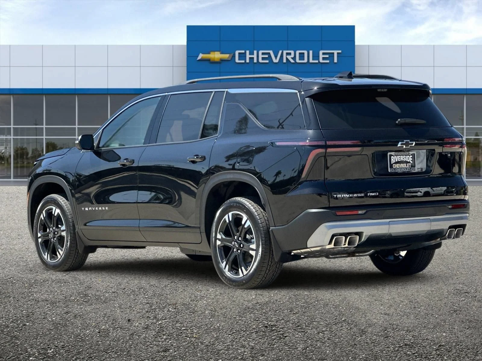 2027 Chevrolet Traverse LT - Photo 6