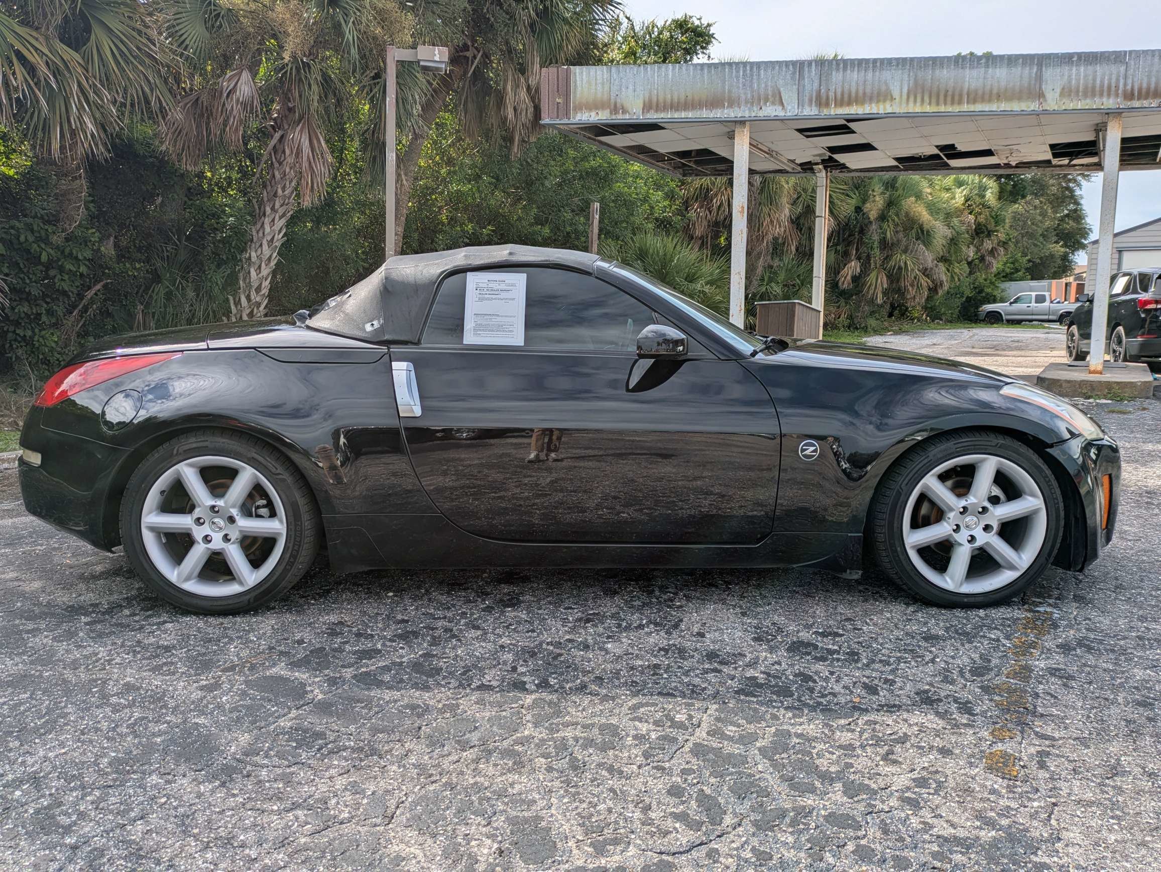 Used 2004  Nissan  image 4