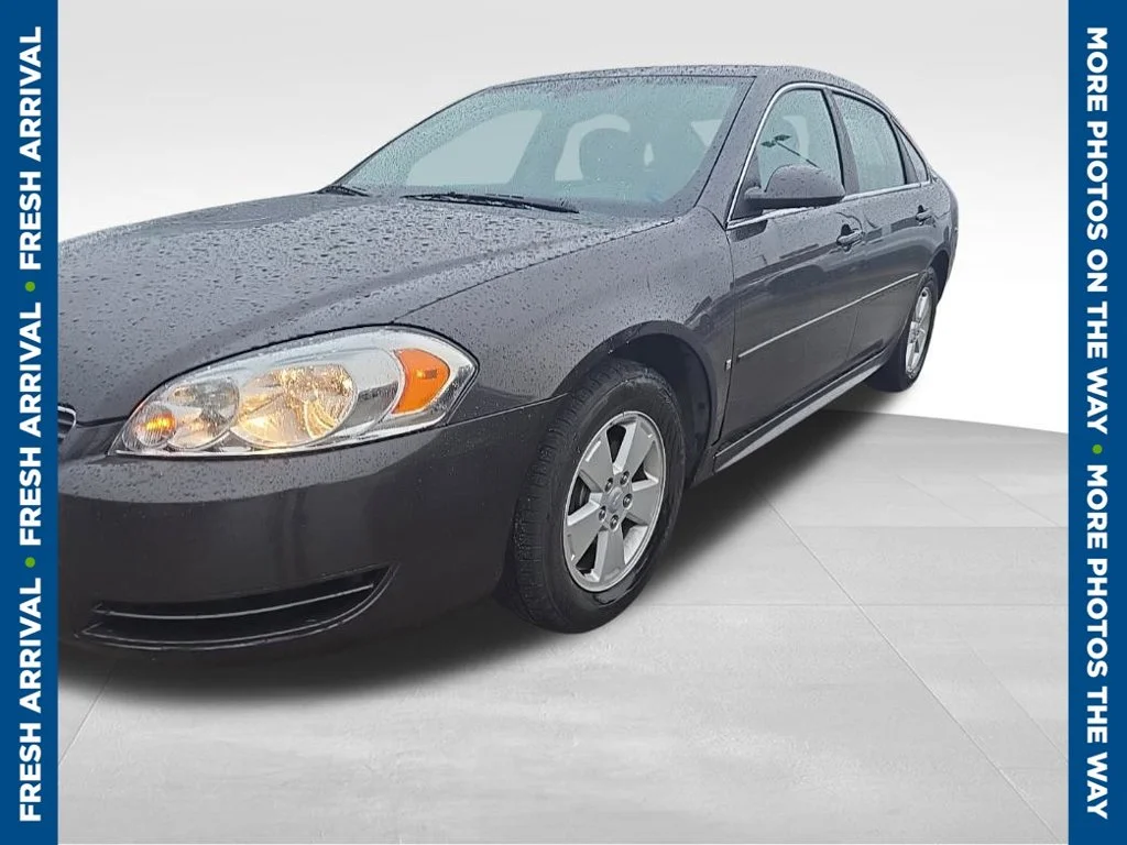 Used 2009 Brown Chevrolet LT image 1