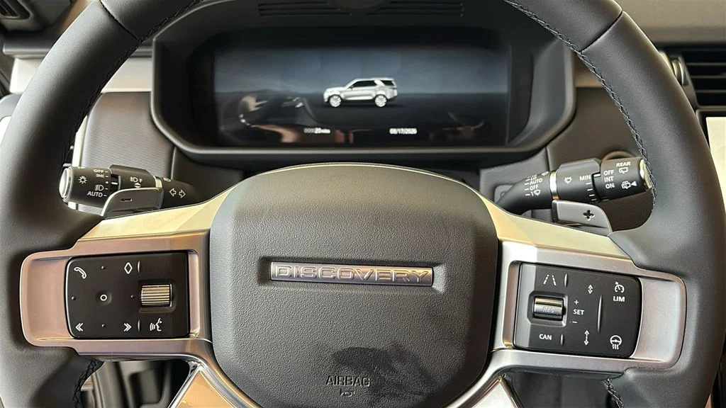 2026 Land Rover Discovery Dynamic SE - Photo 12