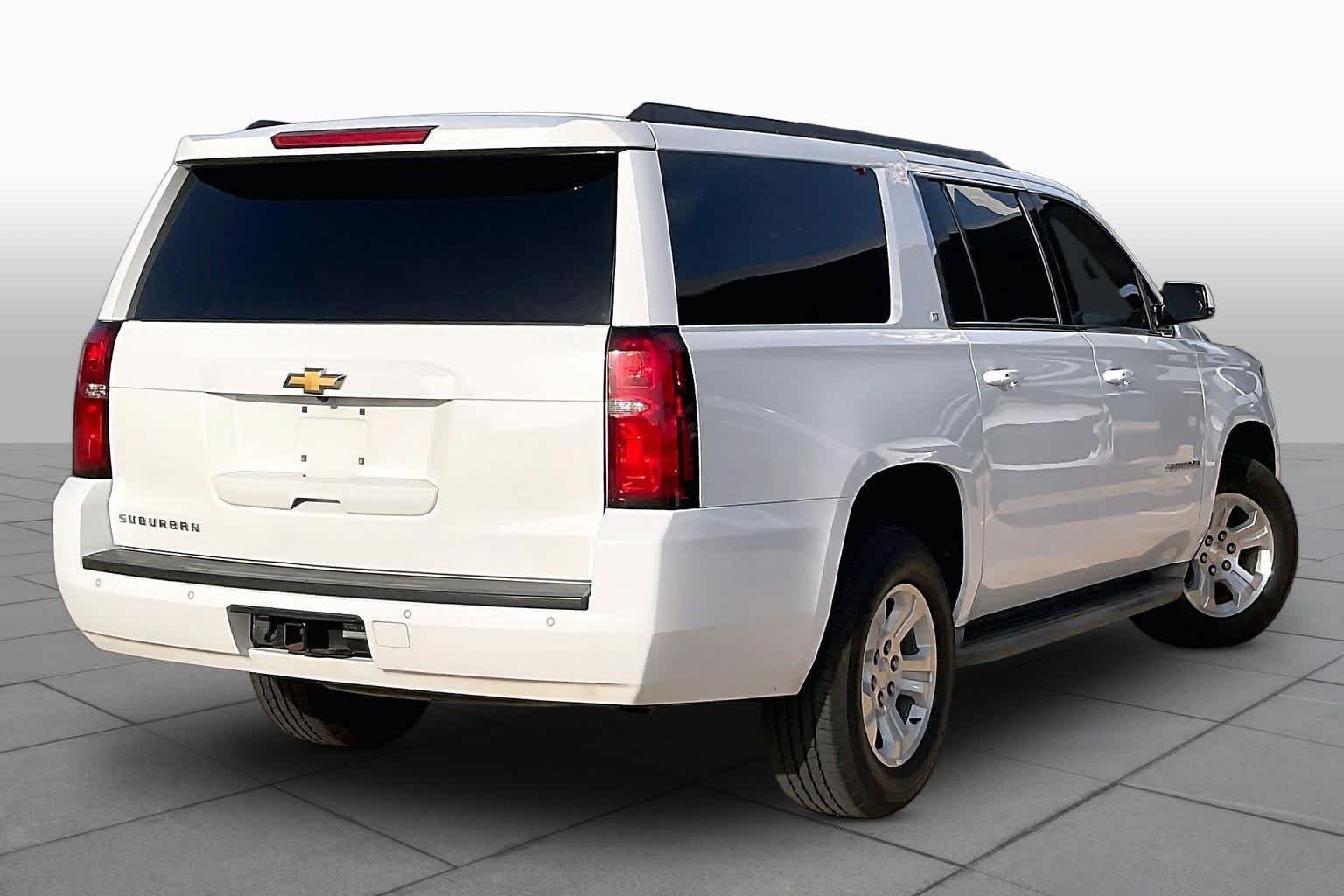 Used 2016 Summit White Chevrolet LT image 12