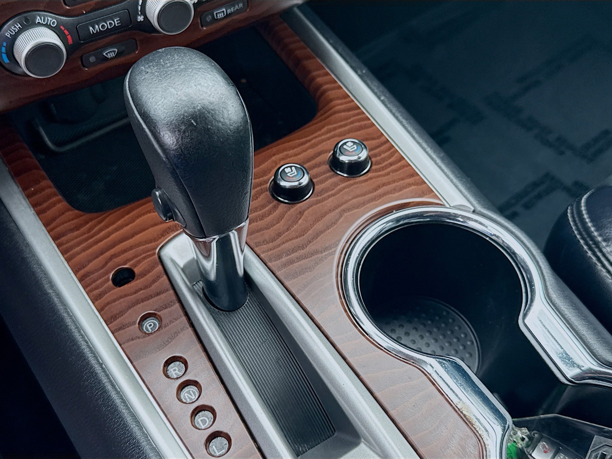 Used 2020 Gun Metallic Nissan Platinum image 14