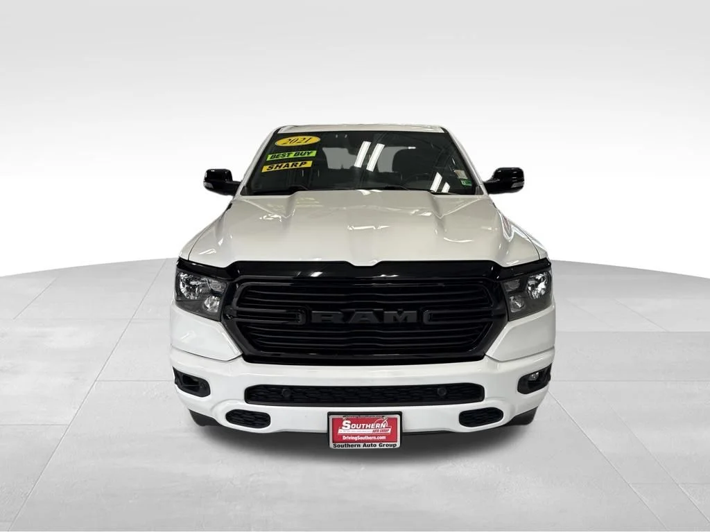 Used 2021 White Ram Big Horn/Lone Star image 9