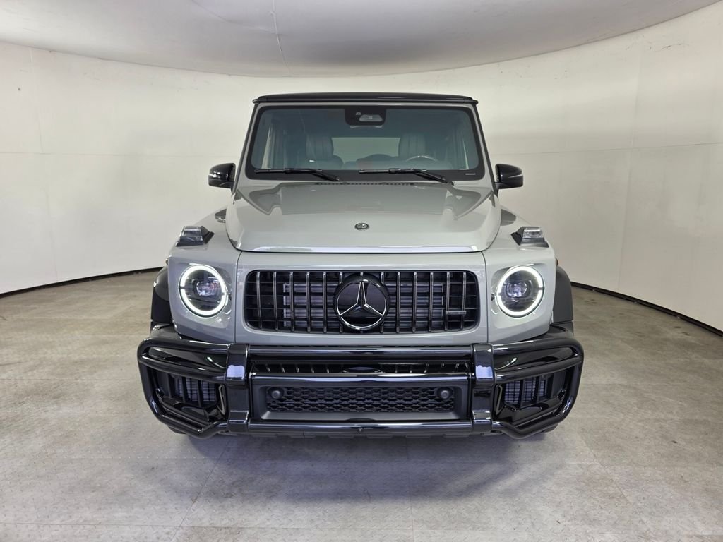 New 2027 MANUFAKTUR Arabian Grey Non- Metallic Mercedes-Benz AMG® G 63 SUV image 2