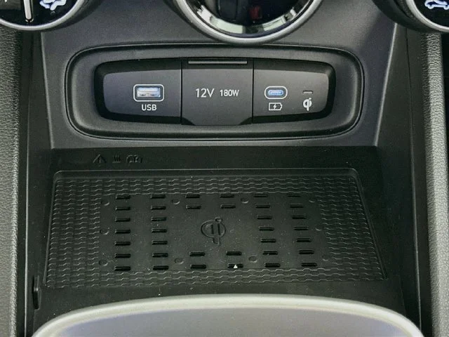 New 2026 Hyundai VENUE SEL
