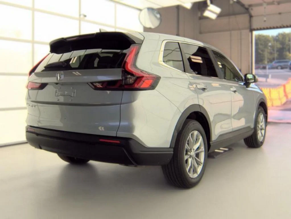 Used 2023  Honda EX image 4
