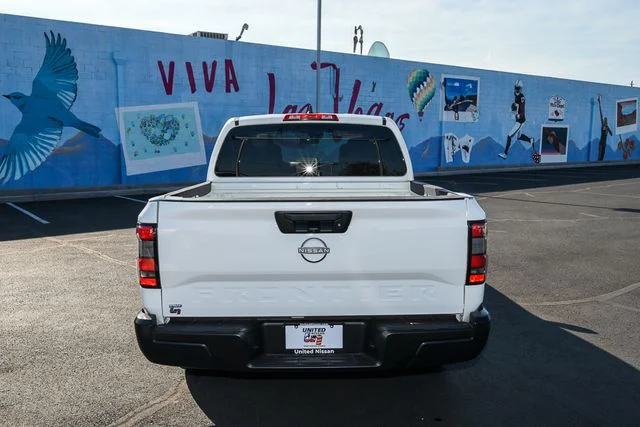 Used 2022 White Nissan S image 4
