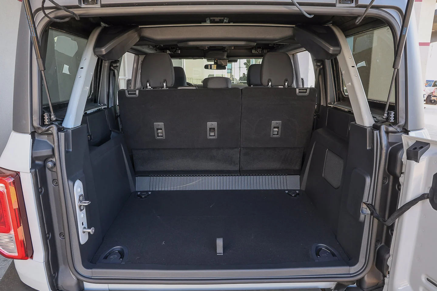 New 2026 Avalanche Gray Ford Big Bend® image 28