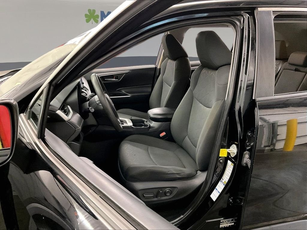 Used 2021 Black Toyota XLE image 29