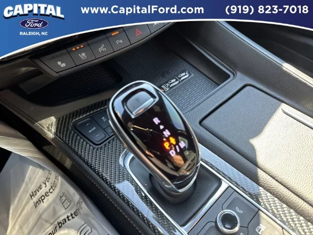 Used 2025 Silver Cadillac V-Series image 31