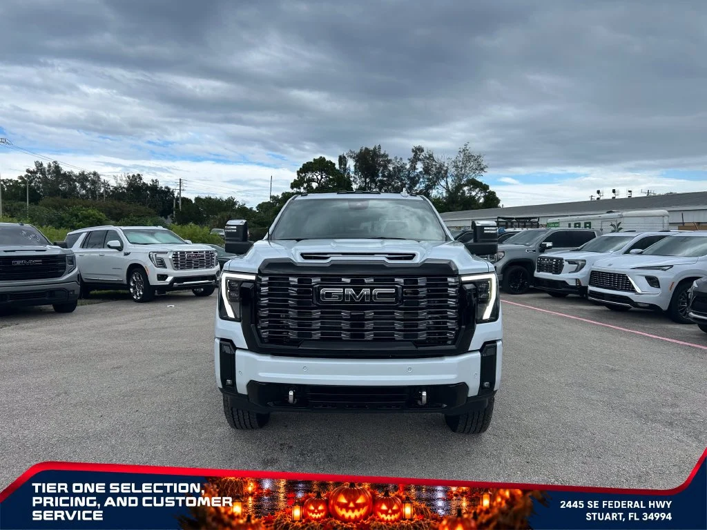 New 2026 Glacier White Tricoat GMC Denali Ultimate image 3