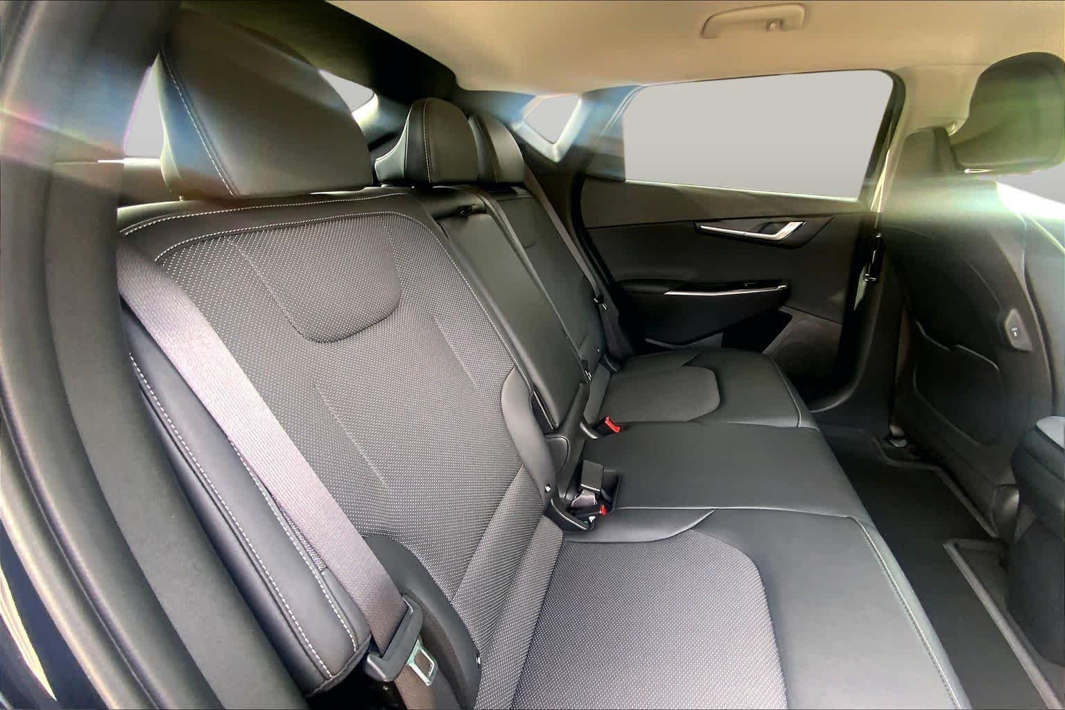 Certified Used 2024 Gravity Blue Kia Light Long Range image 18