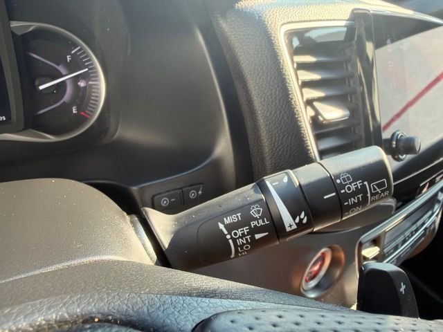 Used 2022  Honda EX-L image 33