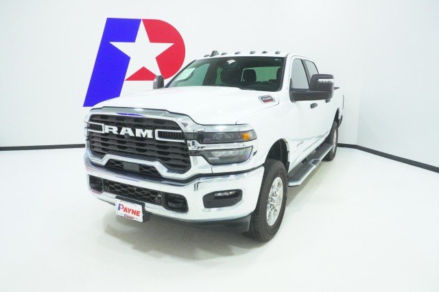 Used 2025  Ram Lone Star image 1