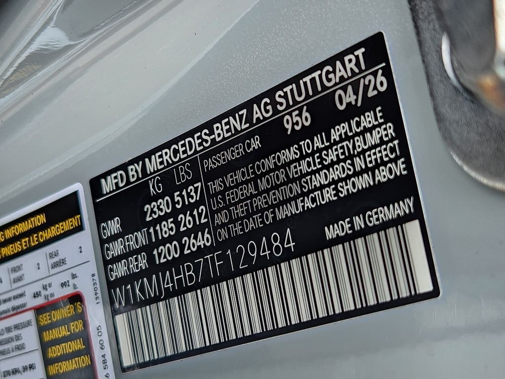 New 2026 MANUFAKTUR Alpine Grey Metallic Mercedes-Benz CLE 300 4MATIC® image 11