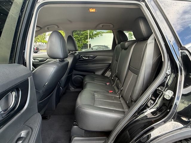 Used 2020 Black Nissan SL image 11
