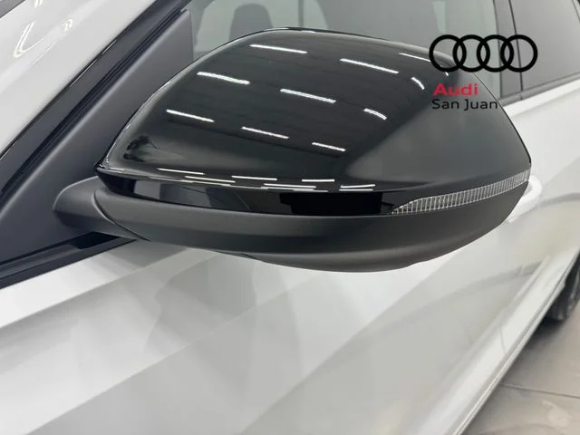 New 2026 White Audi 4.0T Prestige image 9