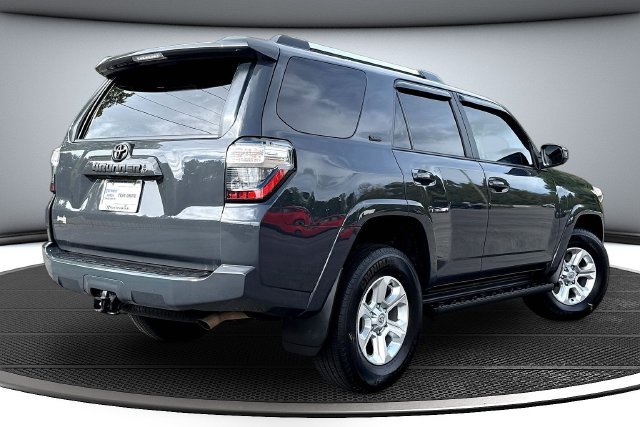 Used 2024  Toyota SR5 image 5