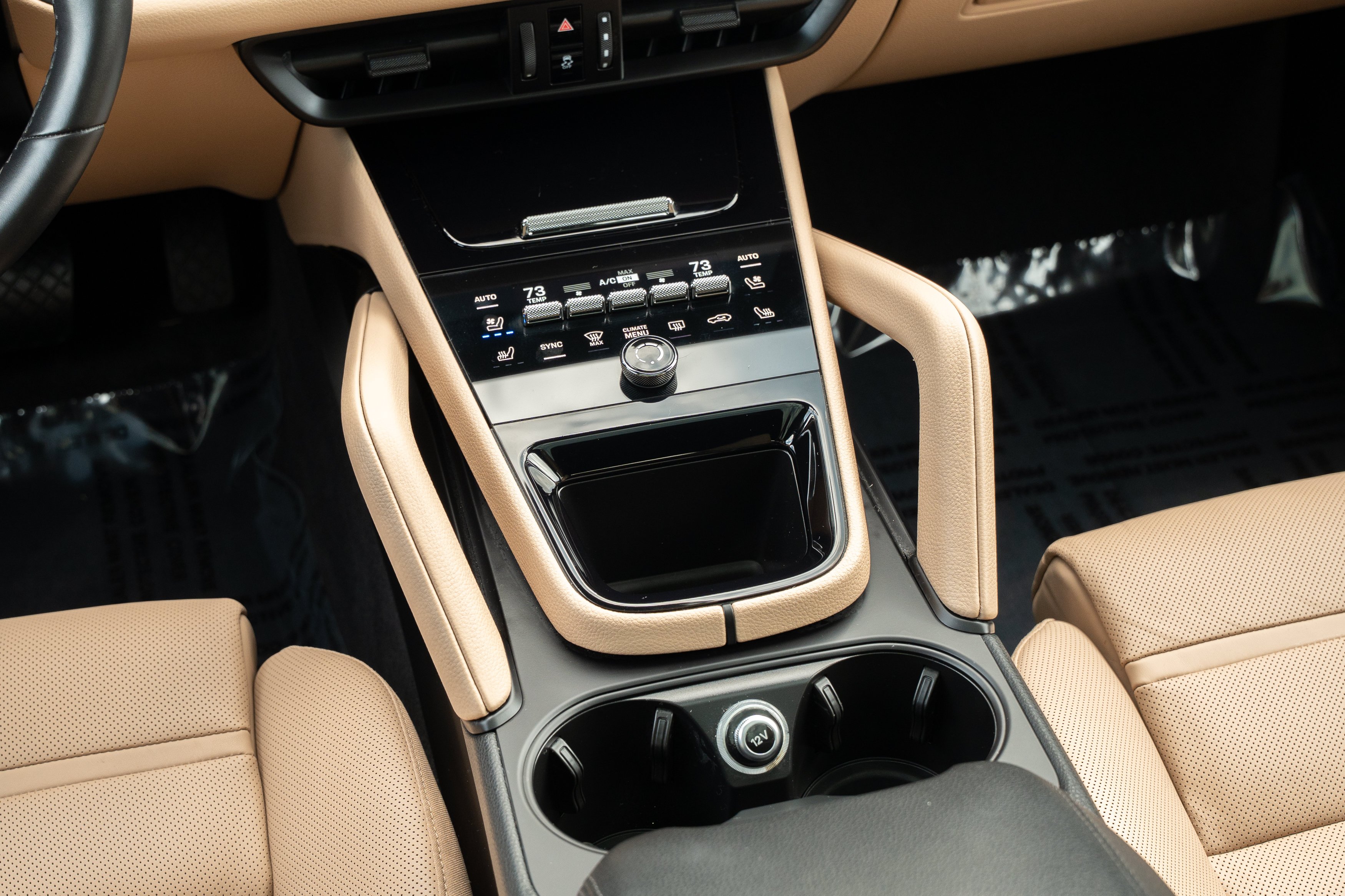Used 2025 Arctic Gray Porsche Base image 14