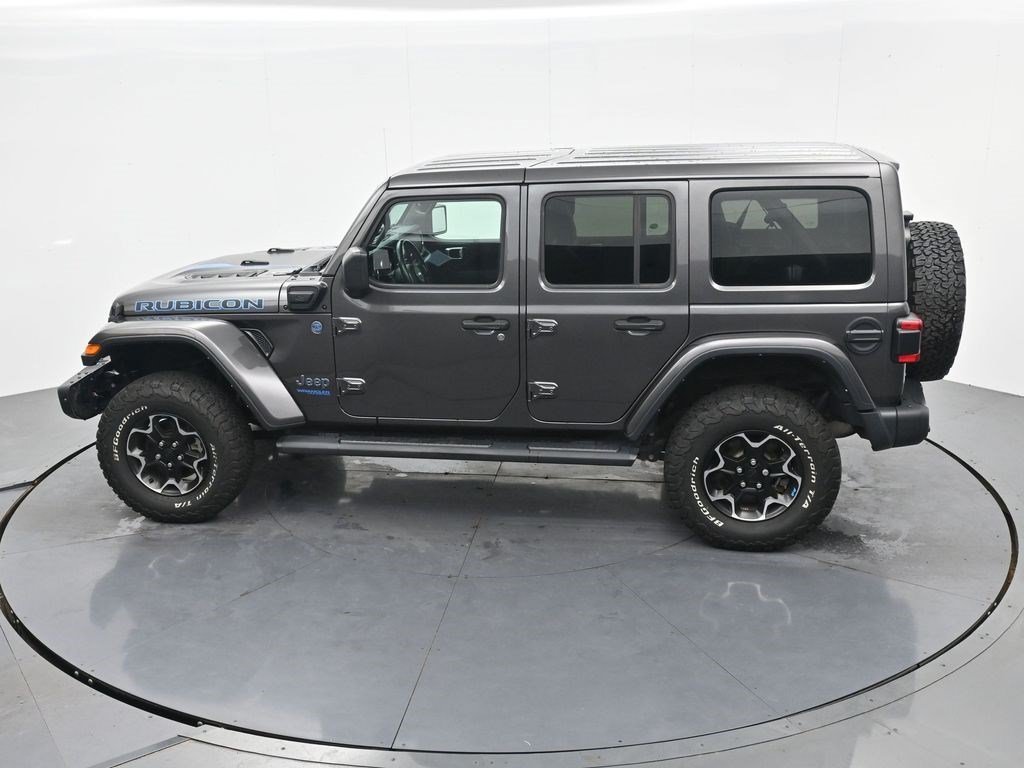 Used 2021 Granite Crystal Metallic Clearcoat Jeep Unlimited Rubicon image 24