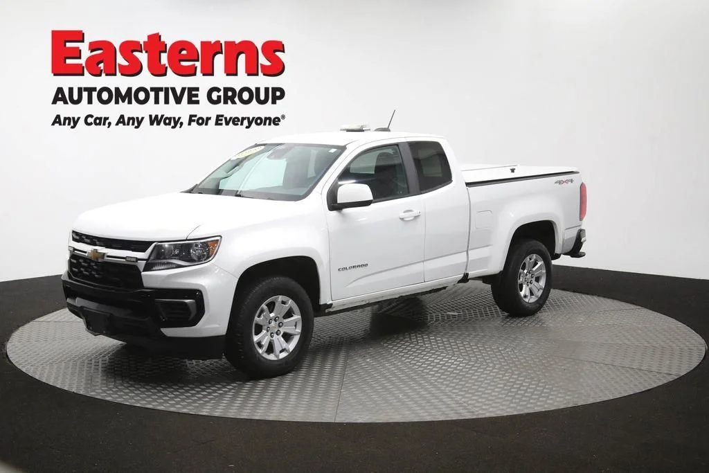Used 2022 White Chevrolet LT image 59