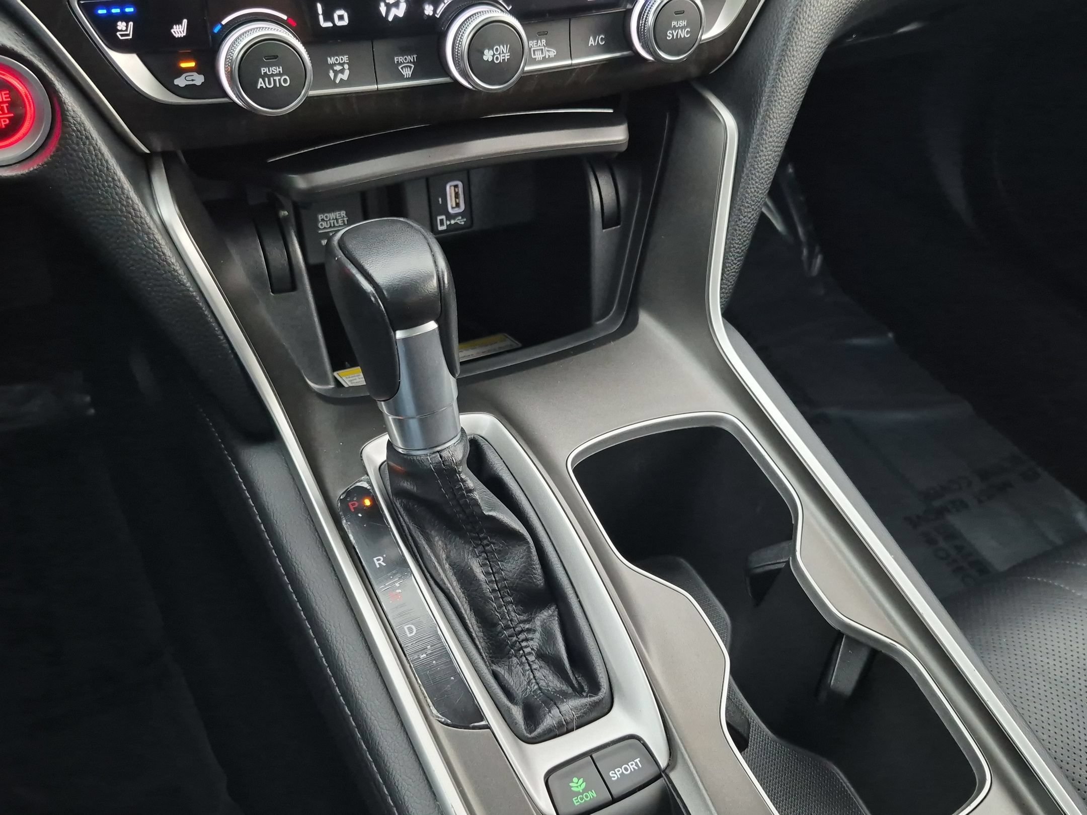 2018 Honda Accord Touring - Photo 23