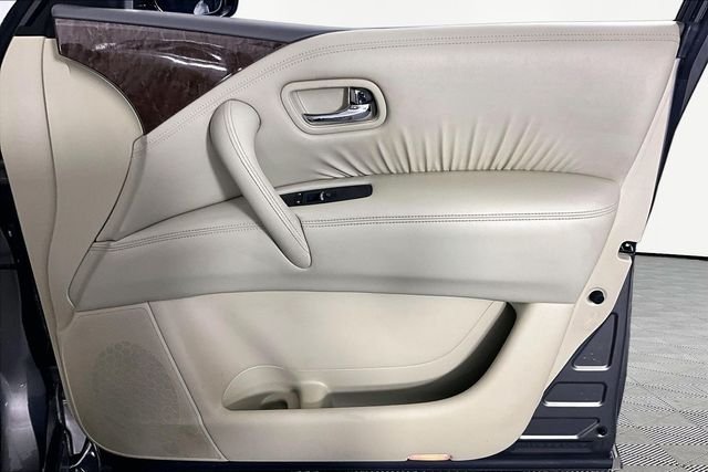 Used 2015 Gray INFINITI Base image 25