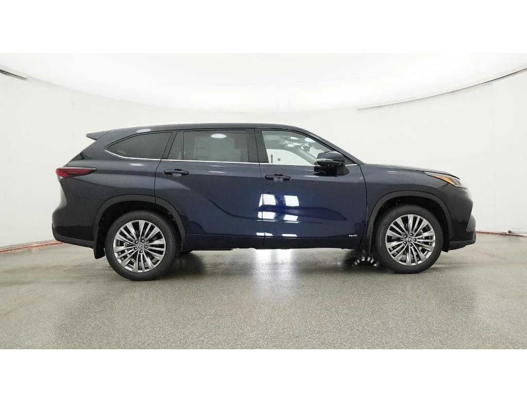 New 2026  Toyota Platinum image 34