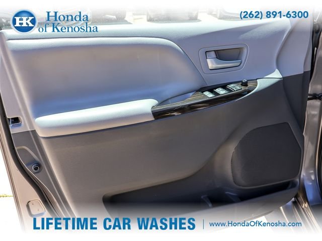 Used 2015 Predawn Gray Mica Toyota XLE image 24