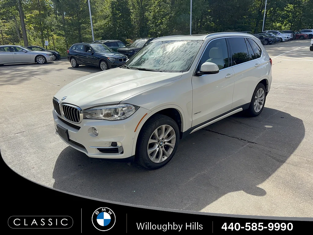 Used 2018 WHITE BMW xDrive35i image 1
