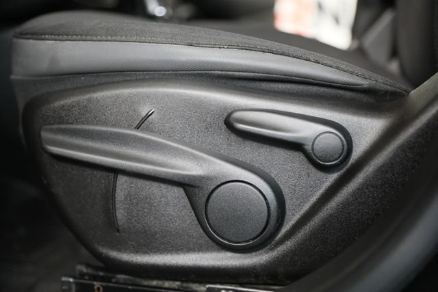 Used 2019 Gray Jeep Latitude image 18