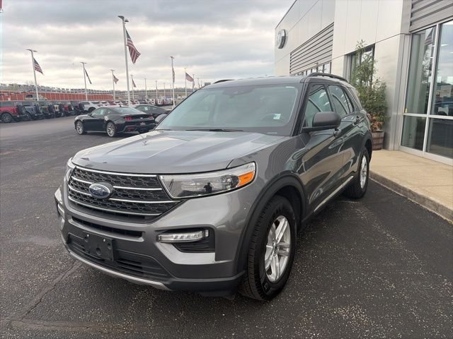 Used 2022 Gray Metallic Ford XLT image 4