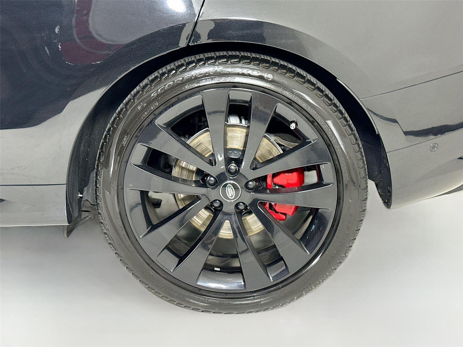 Used 2024 Santorini Black Metallic Land Rover Dynamic SE | One Owner image 39