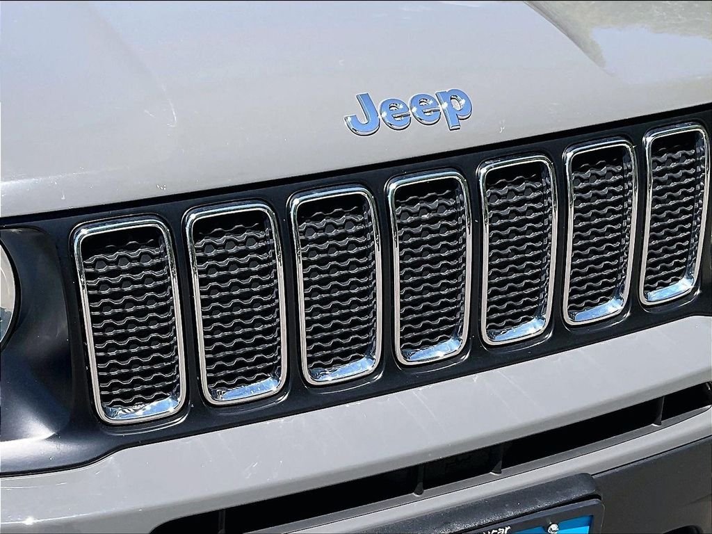 Used 2020 Gray Jeep Sport image 28