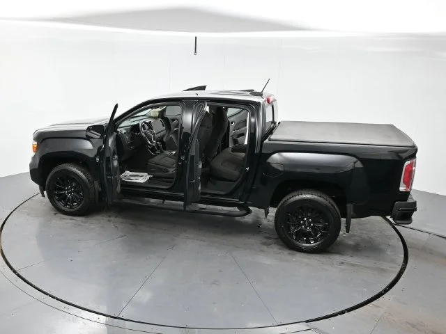 Used 2022 ONYX BLACK GMC 2WD Elevation image 39